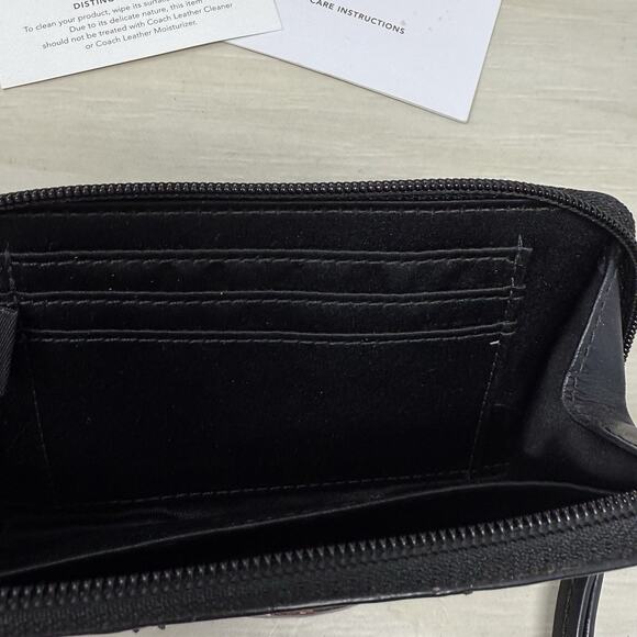 Coach Black Leather Wristlet Credit Card Case Wallet - Picture 5 of 8